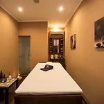 Gale Otel 4*