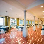Gale Otel 4*
